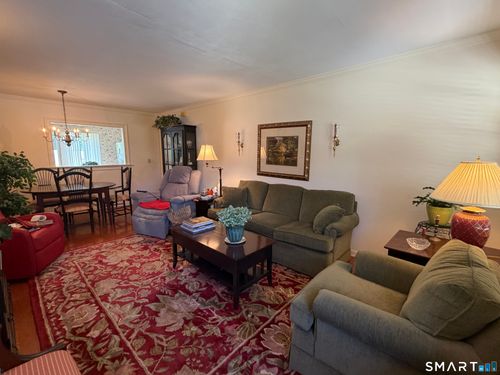 20-20 Plymouth Ct, Clinton, CT, 06413-2251 | Card Image