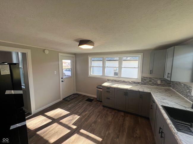 62 N Depot St, House other with 2 bedrooms, 1 bathrooms and null parking in Rosedale IN | Image 12