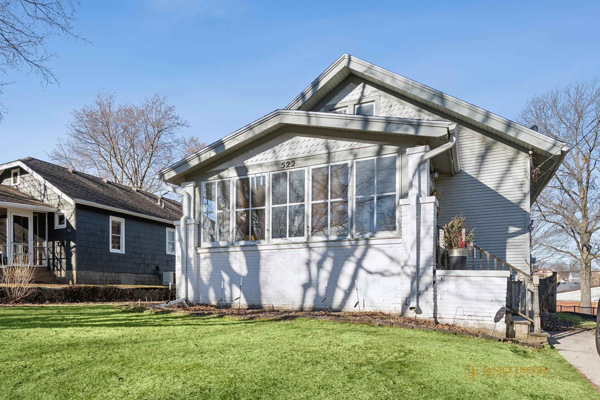 522 Rome Ave, Pending in Rockford - eXp Realty
