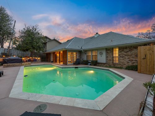 6606 Canalview Dr, Arlington, TX, 76016-2515 | Card Image