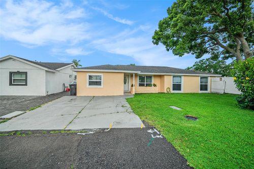 8802 Sleepy Creek Ct, TAMPA, FL, 33634-1118 | Card Image