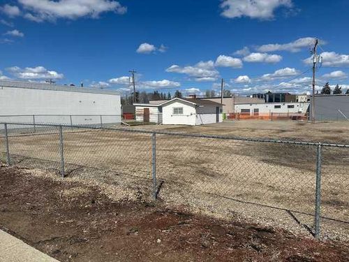 5016 51 Ave, Whitecourt, AB, T7S0E6 | Card Image