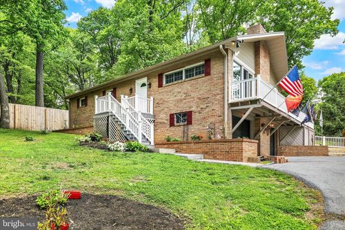 3701 Hill Church Rd, LEBANON, PA, 17046-9351 | Card Image