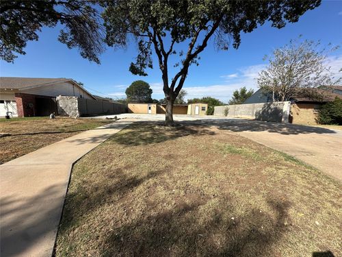 2003 Huntington St, Midland, TX, 79705-8413 | Card Image