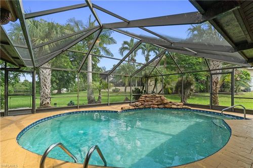 7220 Hendry Creek Dr, Fort Myers, FL, 33908-4212 | Card Image