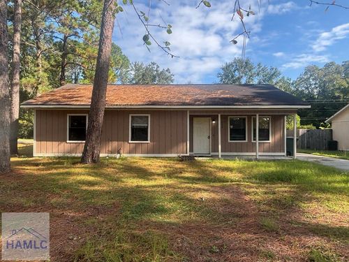 130 Pointe South Dr, Hinesville, GA, 31313-4910 | Card Image