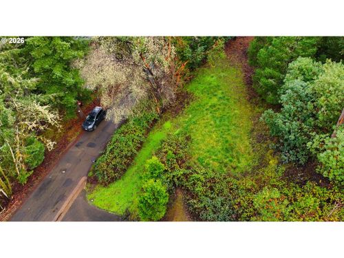 2373 W Military Ave, Roseburg, OR, 97471-9363 | Card Image
