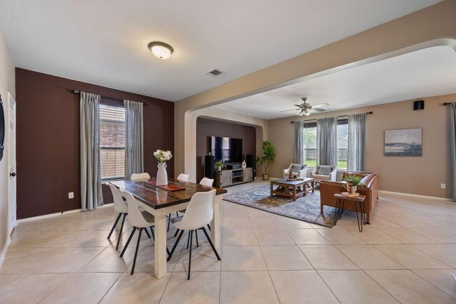 1012 Autumn Sage Way, House other with 4 bedrooms, 3 bathrooms and 4 parking in Pflugerville TX | Image 4