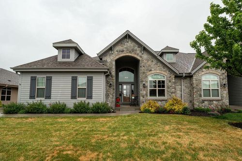 3412 Walnut Trl, Waukesha, WI, 53188-2568 | Card Image
