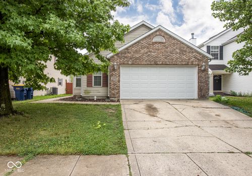 11557 Glenn Abbey Ln, Indianapolis, IN, 46235-9709 | Card Image