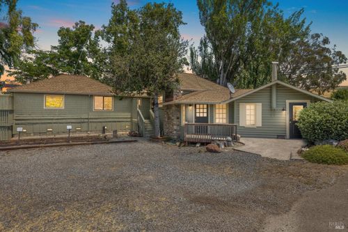 11150 Sir Francis Drake Blvd, Point Reyes Station, CA, 94956 | Card Image