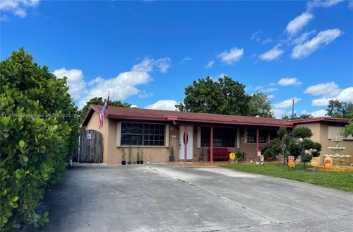1961 Sw 36th Ave, Fort Lauderdale, FL, 33312-3632 | Card Image