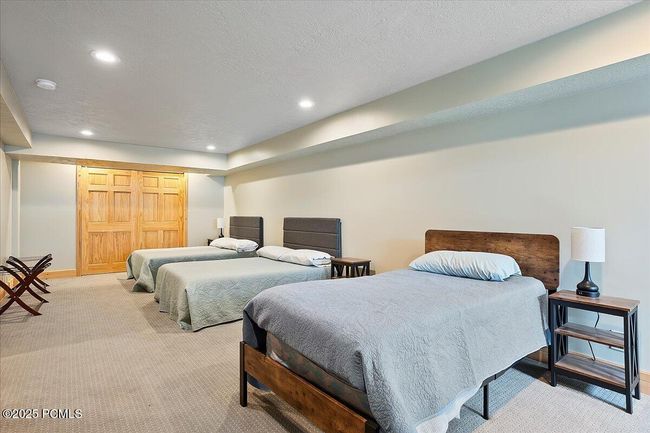 288 W Woods Creek Dr, Home with 5 bedrooms, 4 bathrooms and null parking in Morgan UT | Image 41