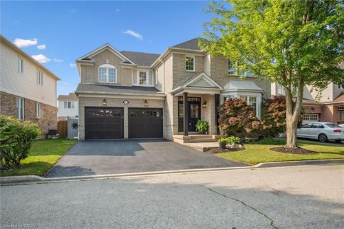 79 Zieman Cres, Cambridge, ON, N1T2H5 | Card Image