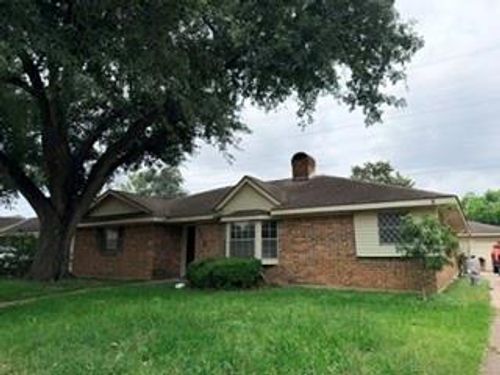7118 Redding Rd, Houston, TX, 77036-5536 | Card Image