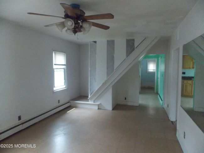 LIVINGROOM | Image 5
