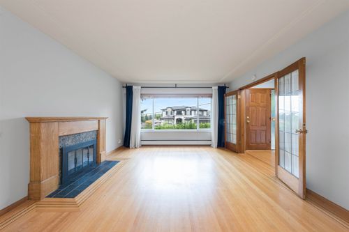 7988 Edson Ave, Burnaby, BC, V5J3W7 | Card Image