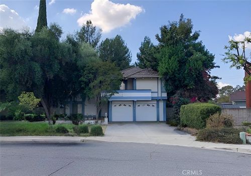 3 Skyview Cir, Pomona, CA, 91766-4921 | Card Image