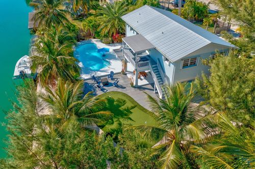17152 Marlin Dr, Sugarloaf Key, FL, 33042-3639 | Card Image