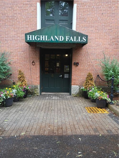 105-2 School St, Lincoln, RI, 02865 | Card Image