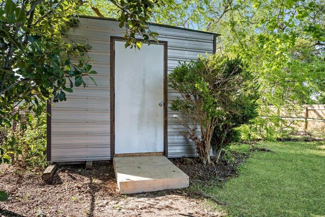 3032 Avenue H, House other with 4 bedrooms, 1 bathrooms and 2 parking in Nederland TX | Image 34