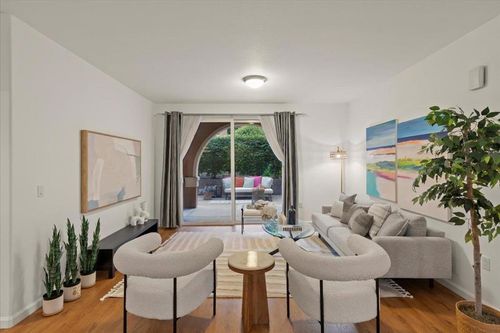 apt-223-1390 Saddle Rack St, San Jose, CA, 95126-5114 | Card Image