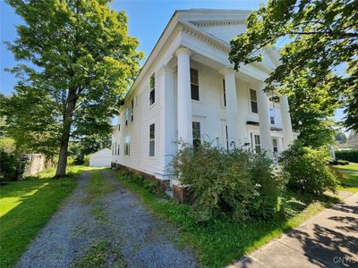 11 Mill Street, House other with 7 bedrooms, 5 bathrooms and null parking in Cazenovia NY | Image 2