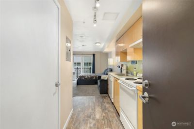 621 - 425 Vine Street, Condo with 0 bedrooms, 1 bathrooms and 1 parking in Seattle WA | Image 3