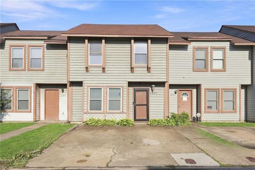 1407 Woodscape Ln, Virginia Beach, VA, 23462-7431 | Card Image