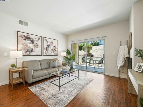 273 Florence Ct, Hercules, CA, 94547-2214 | Card Image