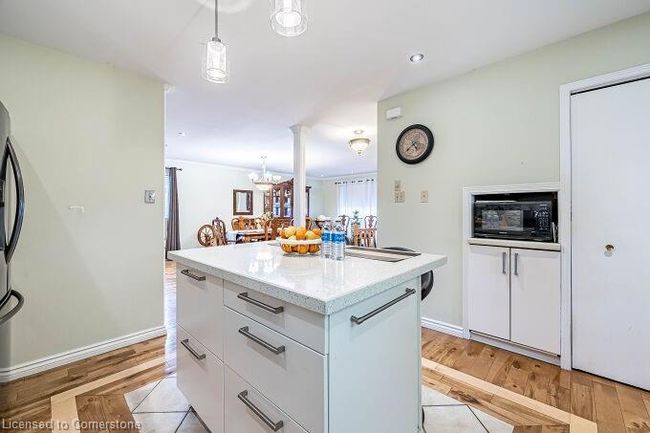 136 Patterson St, House other with 5 bedrooms, 2 bathrooms and 6 parking in Beeton ON | Image 21