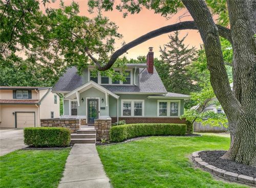 7419 Jarboe St, Kansas City, MO, 64114-1503 | Card Image