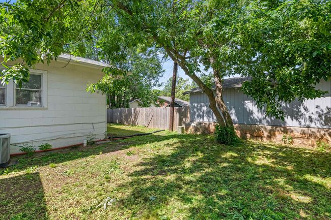View of yard | Image 5