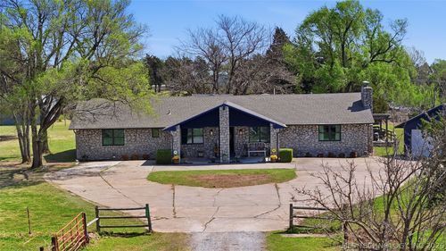 1587 County Road 5244, Hominy, OK, 74035-6201 | Card Image
