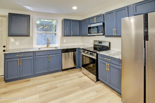 955 S 7th St, Louisville, KY, 40203-3301 | Card Image