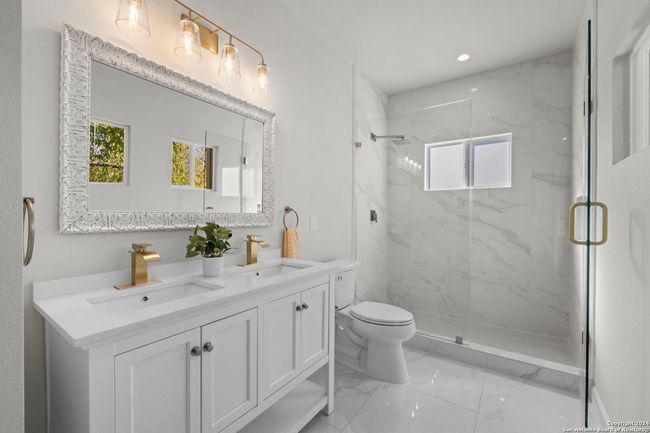 6 - 1002 Morningside Dr, Townhouse with 3 bedrooms, 3 bathrooms and null parking in Terrell Hills TX | Image 38