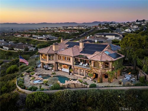 25 San Mateo Way, Corona Del Mar, CA, 92625-1034 | Card Image