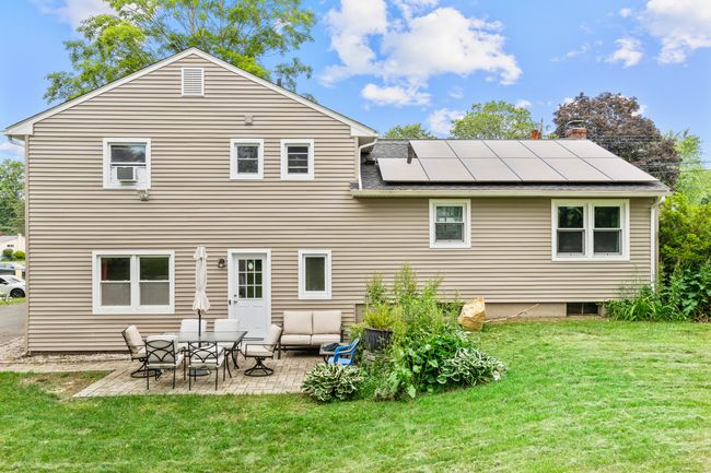 21 Cadwell Rd, House other with 3 bedrooms, 3 bathrooms and null parking in Bloomfield CT | Image 23
