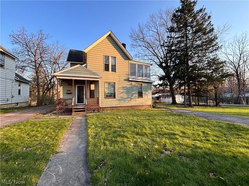 78 W Glendale St, Bedford, OH, 44146-3276 | Card Image