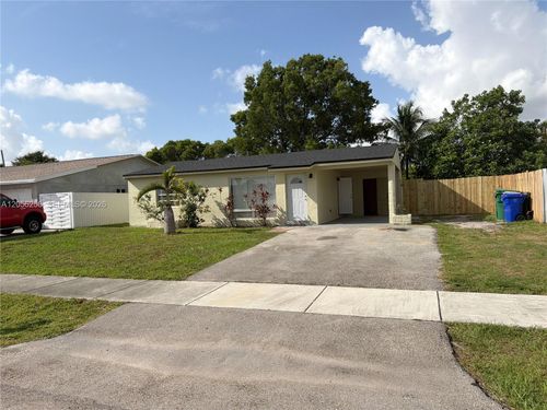 4940 18th St, Fort Lauderdale, FL, 33317-6108 | Card Image