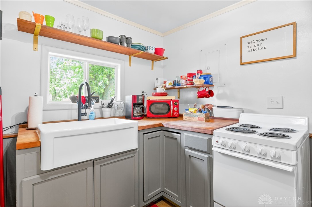 Residential in Russells Point 3