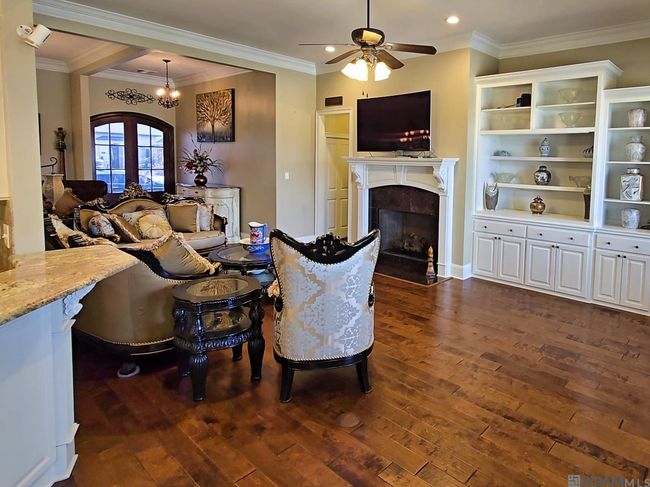 6549 Clark Plantation Dr, House other with 4 bedrooms, 3 bathrooms and 4 parking in Gonzales LA | Image 6