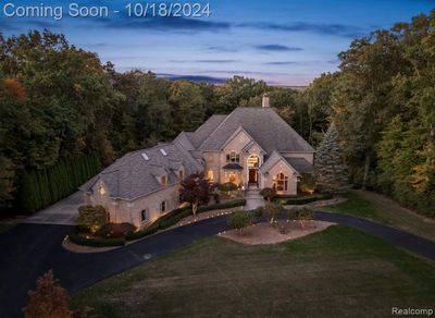 3002 Tall Timbers Drive, Home with 5 bedrooms, 7 bathrooms and null parking in Milford Twp MI | Image 2