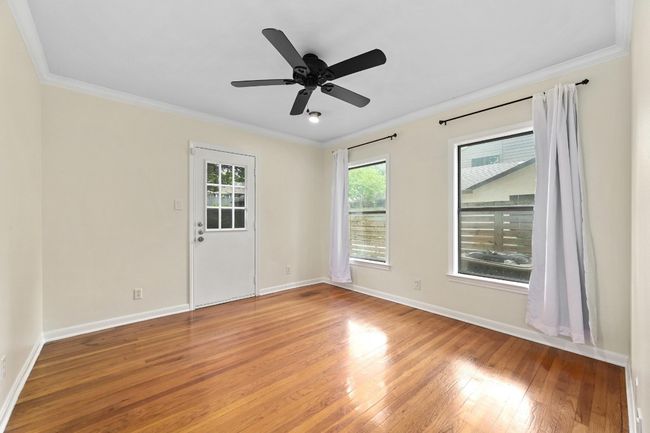 7313 Grover Ave, House other with 2 bedrooms, 1 bathrooms and 2 parking in Austin TX | Image 17