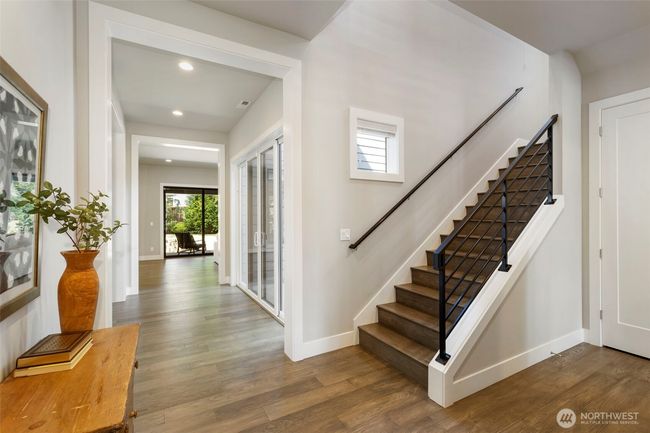 8784 Ne Winslow Grove Ct, House other with 4 bedrooms, 4 bathrooms and 2 parking in Bainbridge Island WA | Image 6