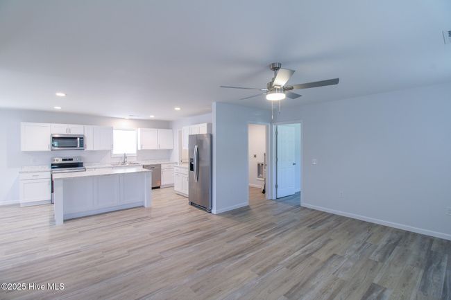 729 Tracy Rd, House other with 3 bedrooms, 2 bathrooms and null parking in Deep Run NC | Image 4