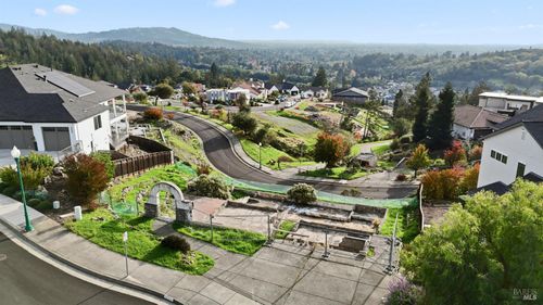 3658 Bellagio Ct, Santa Rosa, CA, 95404-7633 | Card Image