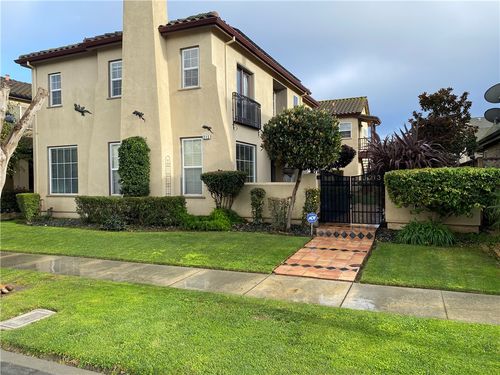 213 Cedar Ave, Greenfield, CA, 93927-5343 | Card Image