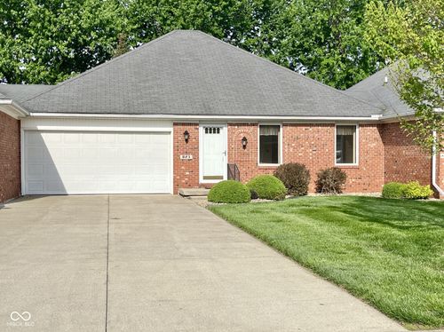 823 Freedom Drive, Seymour, IN, 47274 | Card Image