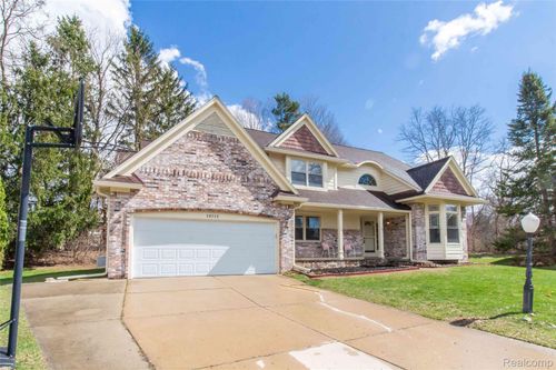 20732 Hannah Ct, Novi, MI, 48375-4775 | Card Image